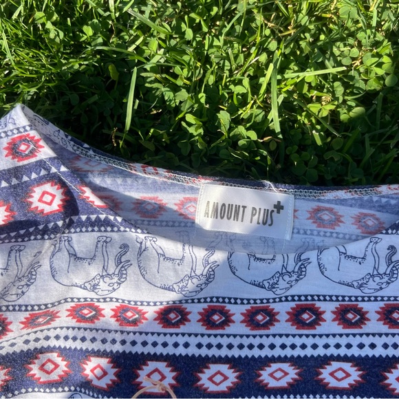 Elephant Two-Piece - Picture 4 of 5